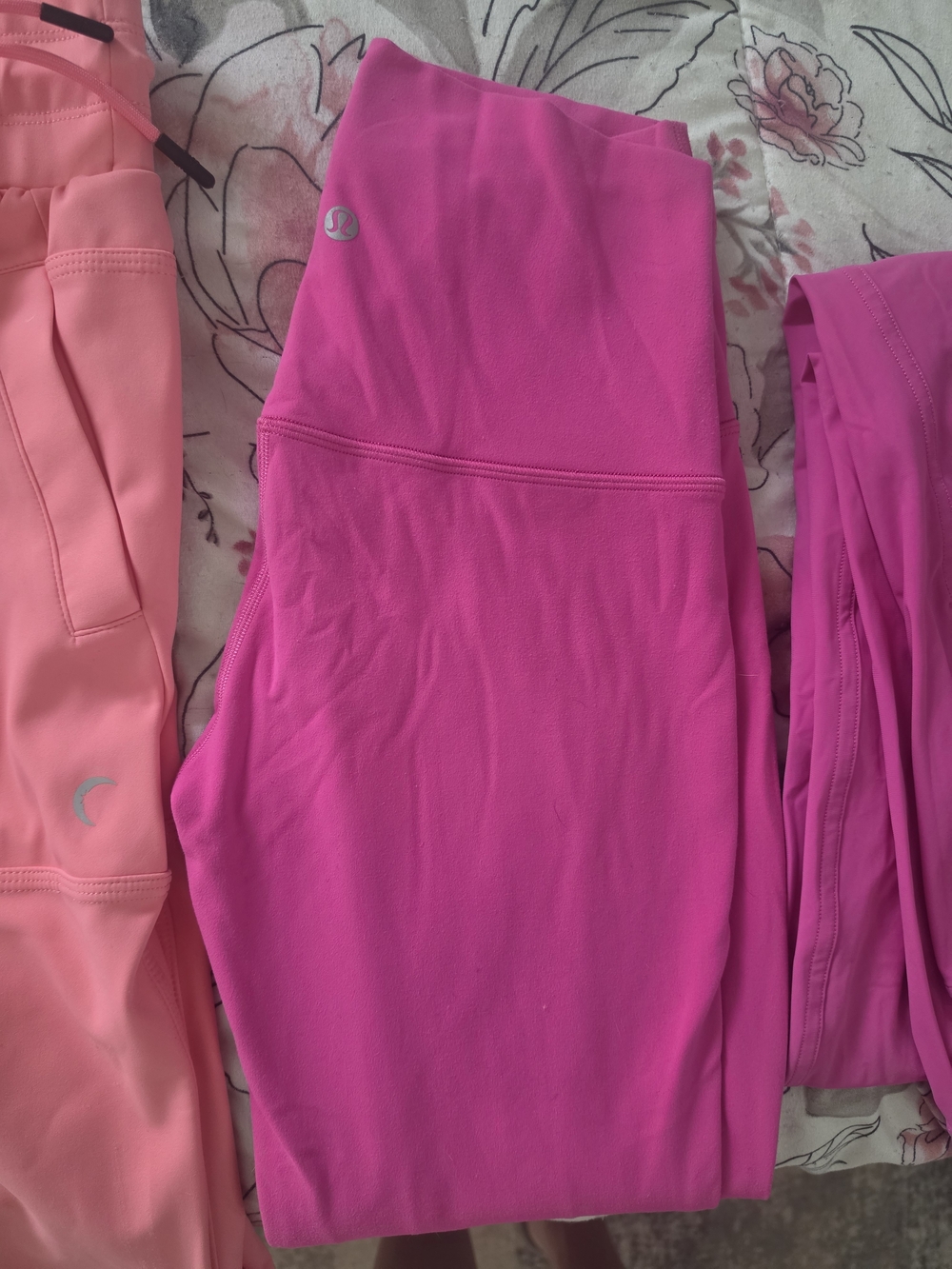 lululemon aligns Bright Pink